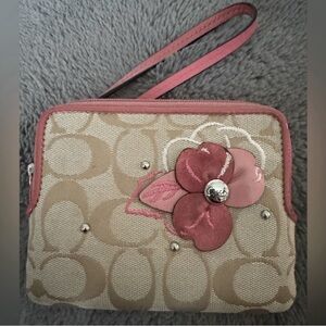 Coach Tan Signature Pink Flower Wristlet